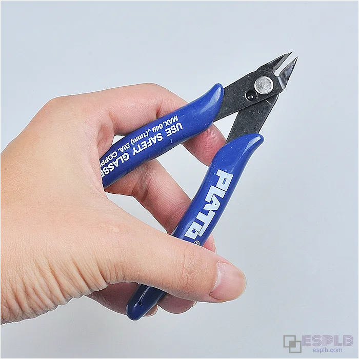 PLATO 170 Diagonal Cutting Pliers, Wire Cable Cutters, Spring Loaded Electrical Nippers, Flush Snips Hand Tools